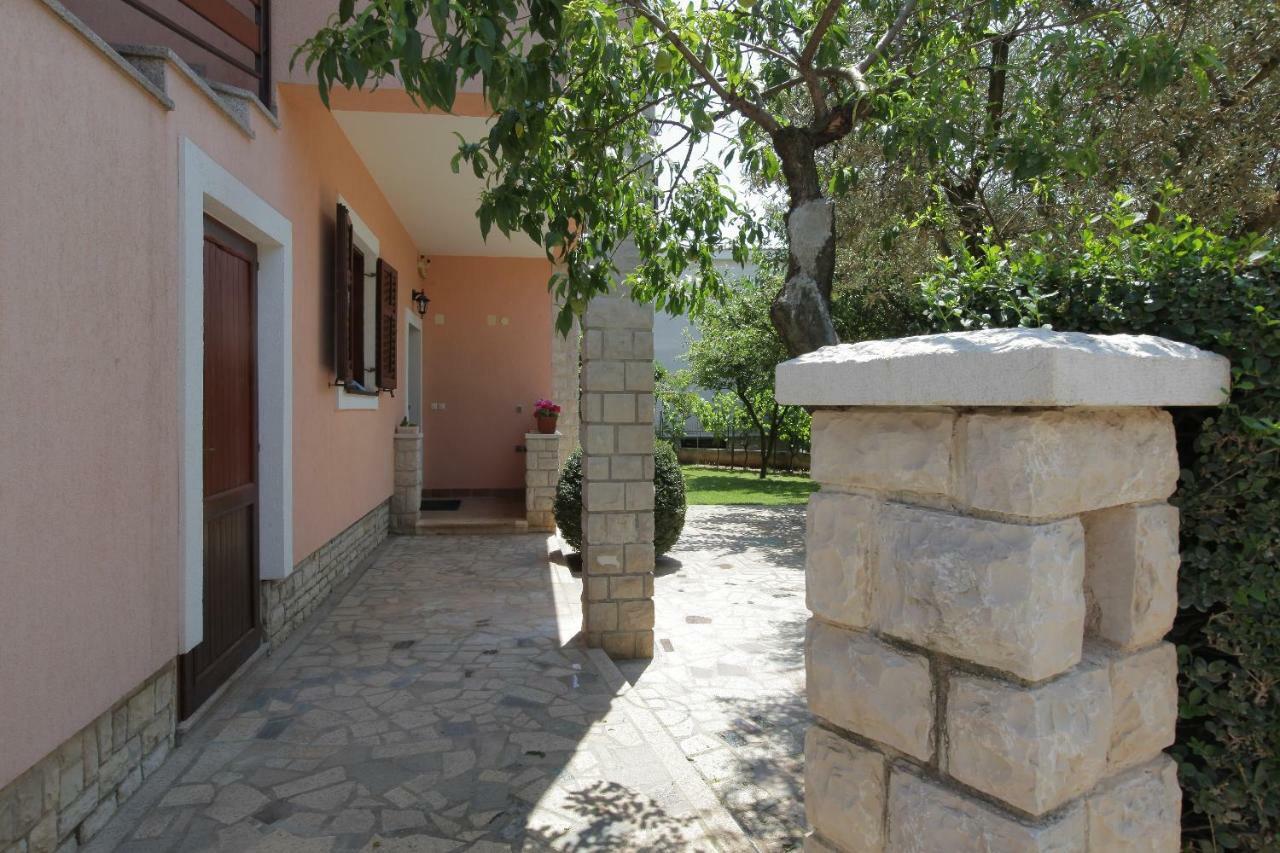 Guest House Ljubica Μεντουλίν Εξωτερικό φωτογραφία